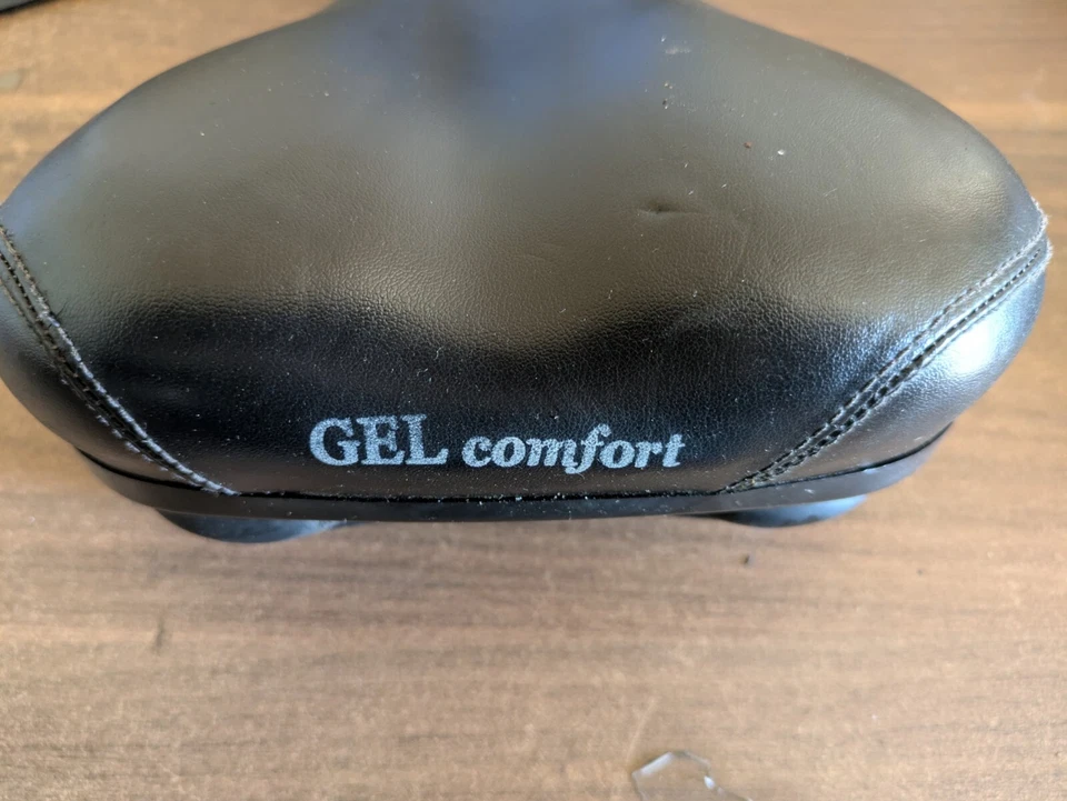 Selle vélo ville noir gel confort - Photo 1/4