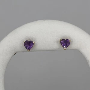 14k Yellow Gold Heart Purple Amethyst Stud Earrings - Picture 1 of 3