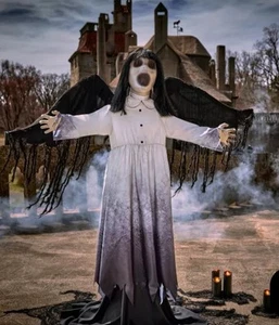 Spirit Dark Princess Animated figure collectible Animatronic - Picture 1 of 2