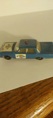 Matchbox #55 DE 75 Coche de Policía Azul Ford Fairlane Muy Bueno. Foto 1 de 4