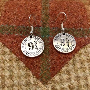 Kings Cross Platform Earrings. Wizards and Witches Earrings . - Picture 1 of 3