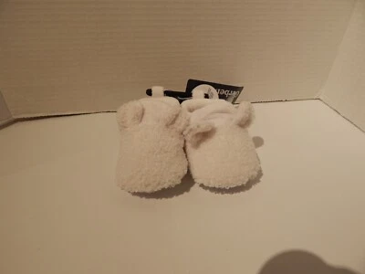 Gerber White Booties size 3/6 Months - Image 1 of 4