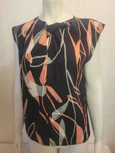 EUC Nine West Black Botanical Career Blouse M - Picture 1 of 10