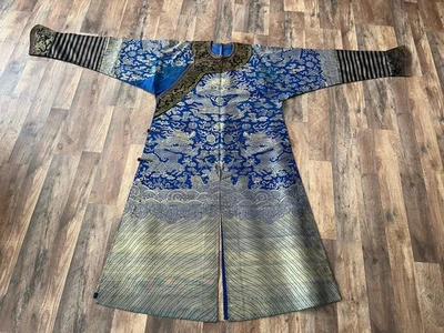 Rare Gorgeous Antique Brocade Chinese Silk Robe With Extraordinary Details ! - Image 1 of 4