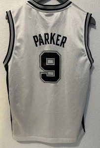 VTG NBA Redbok San Antonio Spurs Tony Parker #9 Stitched Jersey Youth Lg 14/16 - Picture 1 of 9