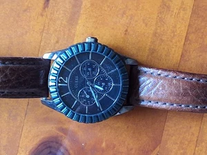 Guess Damenuhr - Bild 1 von 3