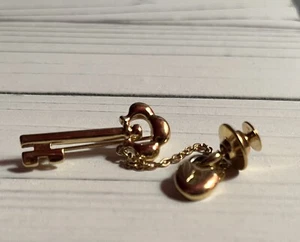 Vintage Goldtone Monet Lock and Key Pin - Picture 1 of 4
