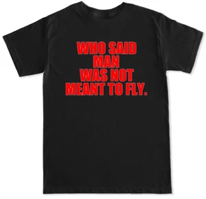 MAN NOT MEAN TO FLY TO MATCH AIR Js 1 RETRO HIGH OG BLOODLINE HERREN T-SHIRT - Bild 1 von 5