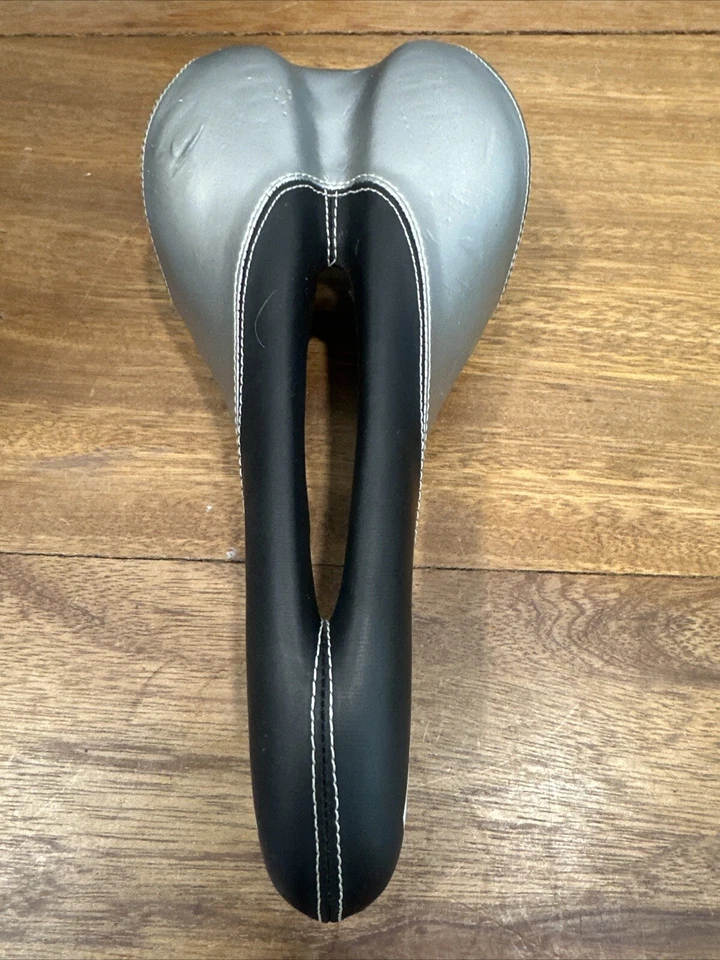 Sillín de carreras vintage FUJI VELO CrMo Rails 270 mm Foto 1 de 4