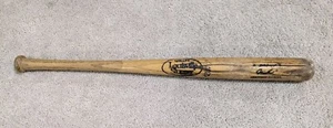 Vintage 1970’s Johnny Bench Louisville Slugger Baseball Bat 29” Cincinnati Reds - Picture 1 of 9