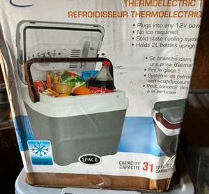 Koolatron Cool Box 24L Electric Iceless Cooler - Picture 1 of 1