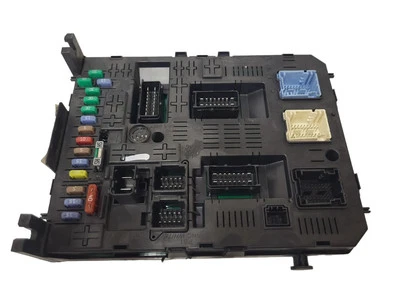 Centralina comfort CITROËN C5 II Break RE 966405908001 2.0 Diesel 2009 28779412 - Immagine 1 di 4