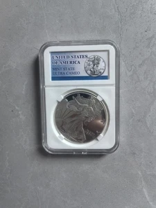 2021 1 oz American Silver Eagle Coin $1 (BU) - Picture 1 of 2