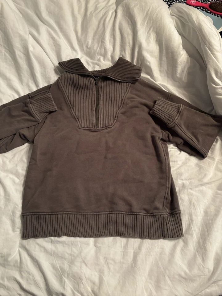 Женский пуловер Aerie большого размера толстовка 1/4 на молнии серый размер XS - Изображение 1 из 2