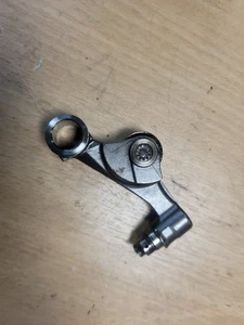 AUDI A6 C6 A4 B7 2.0 TDI BRE 16V - BRAZO BASCULANTE TAPPET ADMISIÓN LADO LARGO 1 PIEZA - Imagen 1 de 8