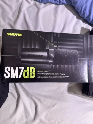 Shure SM7dB Active Dynamic Cardioid Vocal Microphone with Built-In Preamp - Image 1 of 2