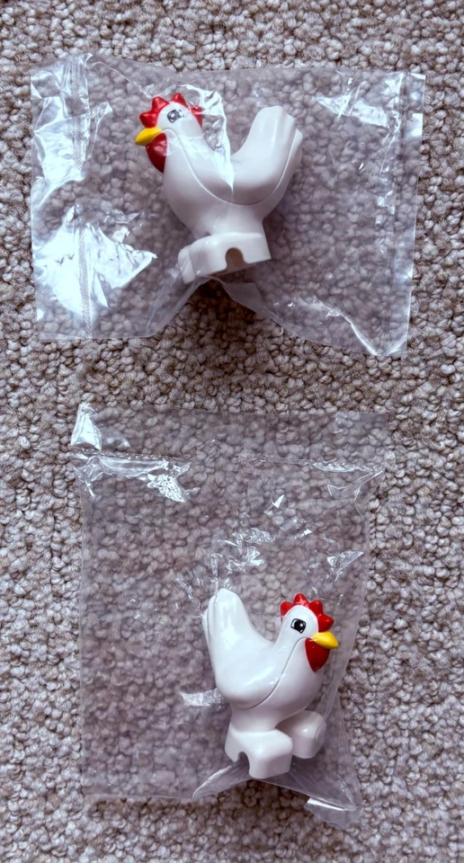 NUEVO Lego Duplo 2 pollos/gallos blancos todavía en plástico Foto 1 de 1