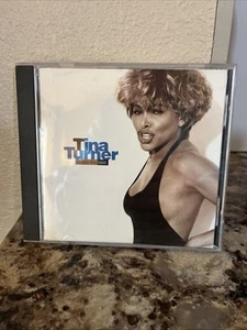 CD - TINA TURNER - Simply the Best - Greatest Hits - 17 Songs - FREE SHIPPING - Picture 1 of 4