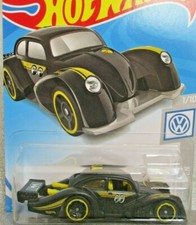 Hotwheels  2017 Volkswagen  VOLKSWAGEN KAFER RACER .. mint long card!