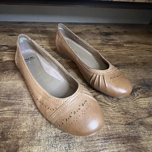 Earth Brown Leather Ballet Flats slip on cut out casual shoes women's 8.5 - Picture 1 of 13