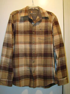 Men's Carhartt Plaid Long Sleeve Button Front Flannel Shirt Size M Heavy Cotton - Picture 1 of 5