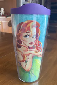 Tervis Disney Kleine Meerjungfrau Arielle 24 Unzen Becher Neu Boxlunch Exklusiv - Bild 1 von 5