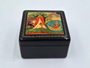 Vintage Russian Papier-Mache Lacquer Box Folk Art Hand Painted Signed Mctepa 3x3 - Picture 1 of 24