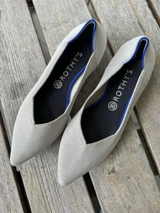 Rothy's graue Damenschuhe perfekt spitz zulaufend Driving Loafer - Bild 1 von 9