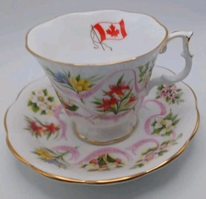 ¡Como nuevo! Taza y platillo Royal Albert Canadá “Nuestro emblema querido” porcelana de hueso - Imagen 1 de 7