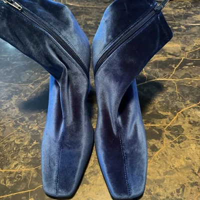 Botas de tornozelo femininas de veludo azul tamanho 5,5 m (nova sem caixa) - Imagem 1 de 2