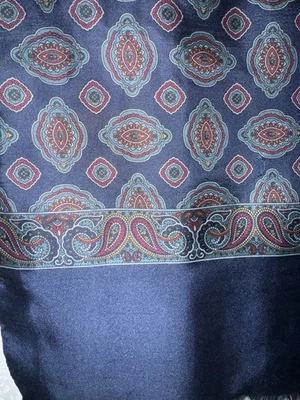 Paulo Gucci Vintage Reversible Seda y Lana Hombre Bufanda Azul Oscuro Paisley Foto 1 de 4