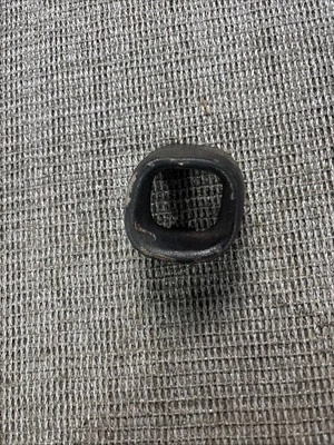 chevrolet blazer license plate light trim 1999  - Image 1 of 4