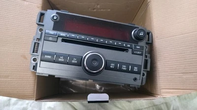 2006-2008 雪佛兰 IMPALA 收音机立体声调幅调频 CD 播放器 AUX UIC 原始设备制造商 R27 *二手* — 第 1/4 张图片