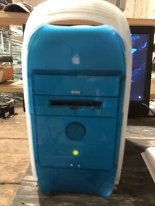 VINTAGE APPLE G3 300MHZ DESKTOP COMPUTER -NO HDD NO MEMORY - Picture 1 of 4