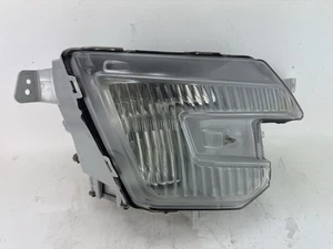 2016 - 2018 Ford Explorer Fog Light RH Right Passenger Side LED OEM - Picture 1 of 7