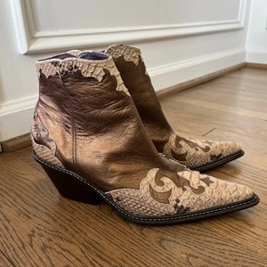 Donald Pliner Western Couture Cowboy Shoe Booties Made in Italy 8.5 - Picture 1 of 13