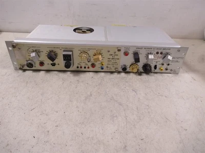 Amplificador controlador de CC polígrafo GRASS 7DAF con preamplificador de CC de bajo nivel 7P1F  Foto 1 de 4