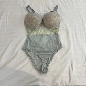 Auden Intimates Damen Größe L Body BH Dessous Spitze gepolstert Einteiler - Bild 1 von 8