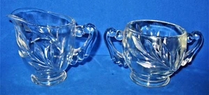 Vintage Indiana Glass Company Willow Pattern Clear Cream and Sugar Set - Picture 1 of 8