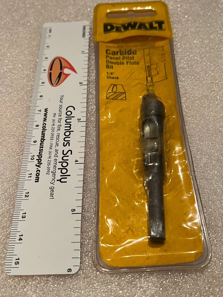 DW6456 3/8" CARBIDE PANEL PILOT DOUBLE FLUTE BIT DEWALT ROUTER BIT, NEW - Image 1 of 1