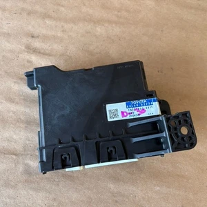 17-19 Toyota Corolla Temperature A/C Heat Amplifier Control Module 88650-02F70 - Picture 1 of 9