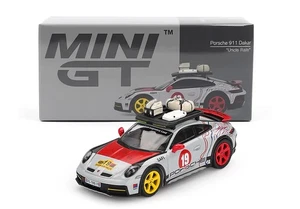 Mini GT 1:64 PORSCHE 911 (992) DAKAR "UNCLE RALLY" 2024 - MGT01068-L - Foto 1 di 4