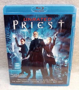 Priester Blu-Ray Unrated Action Vampir Horror Fantasy Film Paul Bettany - Bild 1 von 3