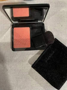 Guerlain Rose Aux Joues Blush 02 Chic Pink - Picture 1 of 5