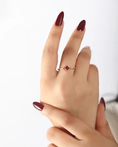 VS/F-G Diamond And Square Shape Ruby Anniversary Gift Ladies Ring - The Jewelz - Picture 1 of 9