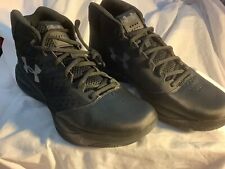 SUNDER ARMOUR MEN SUZE 9.5 BLACK MID TOP SNEAKERS, NEW IN THE BOX