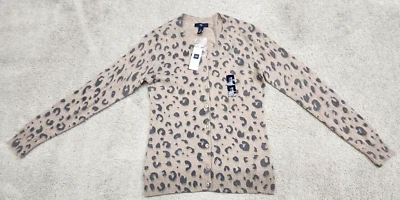 Gap Cheetah Leopard Print Women's Button-Down Sweater Sz XS New w/Tags - Image 1 of 4