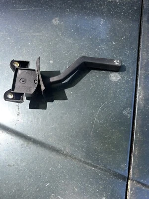 Interruptor limpiaparabrisas Volvo 740 940 sedán buen usado Foto 1 de 3