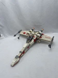 LEGO Star Wars: X-Wing Fighter (6212) - Picture 1 of 12