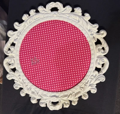 Wall Art pin Board - Image 1 of 3